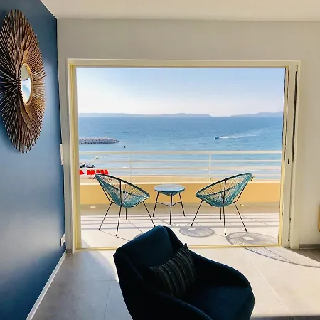 Апартаменты T3 Front De Dernier Etage Vue Petit Havre De Paix Pour Vos Emplacement Unique Vue Panoramique A 180 Degres Pour Ce T3 En Face De La Front De Vue Sur Les Iles 5 Et Dernier Etage Avec Ascenseur