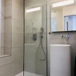 Apartmán T3 Front De Dernier Etage Vue Petit Havre De Paix Pour Vos Emplacement Unique Vue Panoramique A 180 Degres Pour Ce T3 En Face De La Front De Vue Sur Les Iles 5 Et Dernier Etage Avec Ascenseur Le Lavandou