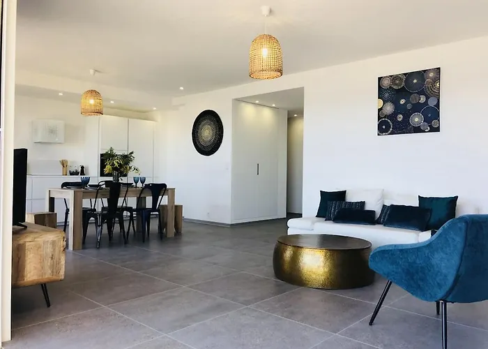 Apartman T3 Front De Dernier Etage Vue Petit Havre De Paix Pour Vos Emplacement Unique Vue Panoramique A 180 Degres Pour Ce T3 En Face De La Front De Vue Sur Les Iles 5 Et Dernier Etage Avec Ascenseur